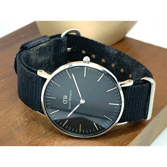 Daniel Wellington Women's Watch DW00100151 Silver 36mm Black Dial Nylon Strap - Picture 7 of 13